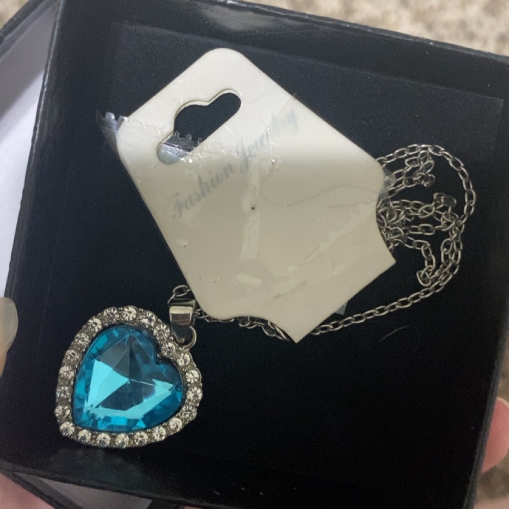 Fashion necklace.
